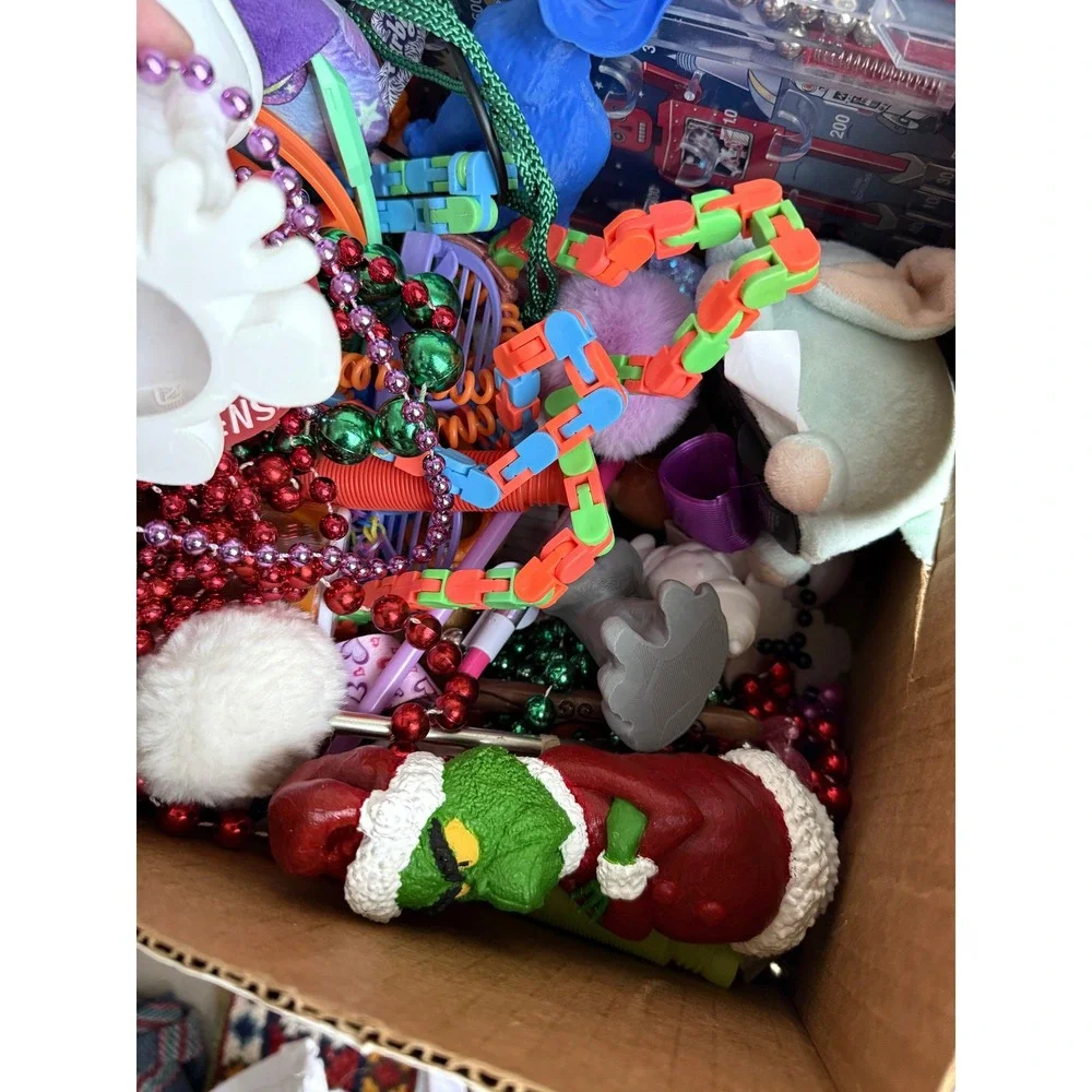 9 lbs Mixed Kids Toy Lot Fidget 3D Toys Plush Rainbow Sensory Novelty Assortment